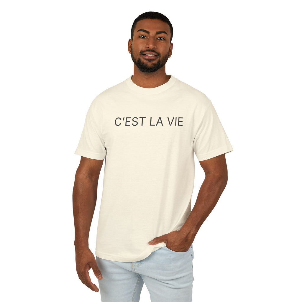 Elevare “C’EST LA VIE” Tee